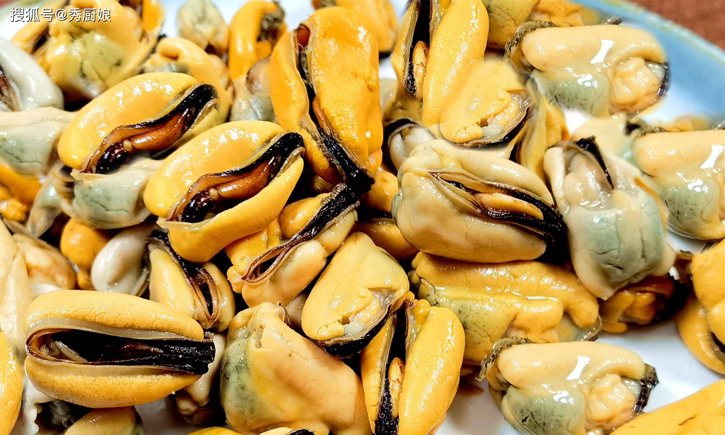 海虹,又称淡菜,贻贝,是一种常见的海洋贝类食材,富含丰富的蛋白质