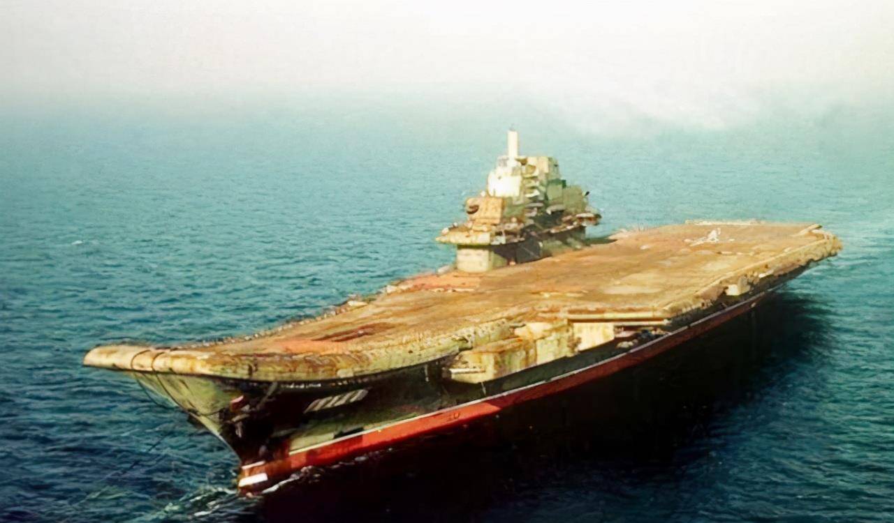 中国驻土大使姚匡乙:"瓦良格"号曾受到土耳其的阻拦_前苏联_航母_海军