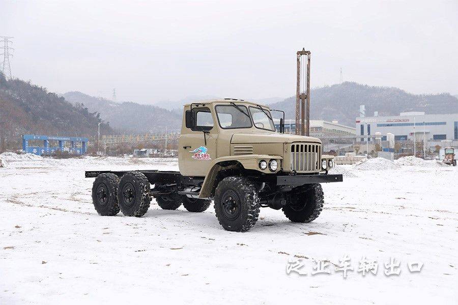 6x6越野车有哪些图片