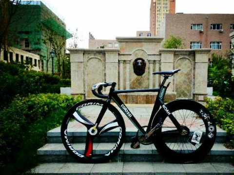 6,死飞不建议买,最好自己做,自己玩,不要乱改装发射.