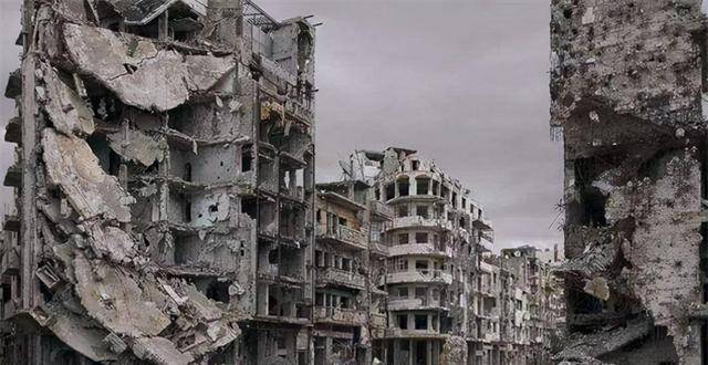 常有一句话:百姓是战争里最苦的人,叙利亚人民饱受战火的牵连,这也