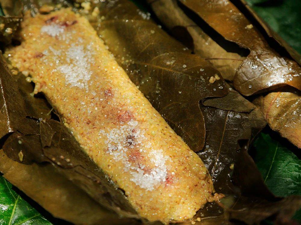 这种树叶清香开胃,春季很多农民采摘,做饼是一绝,或许你老家山上就有