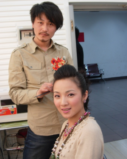 电视管彤晒生活照!