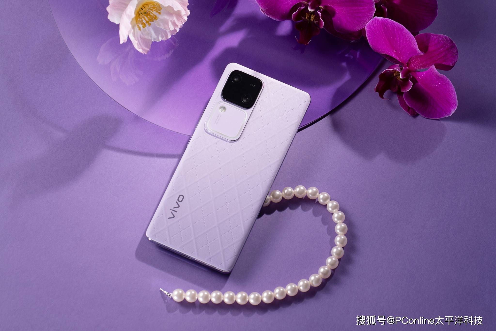 vivo s18菱紫图赏:紫色的氤氲,在一首诗中绽放