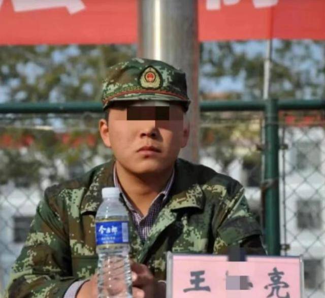 魏县消防队长带20多人吃霸王餐还开罚单 岂能