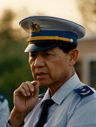 兰州军区副司令员兼兰州空军司令员马占民(1932年7月22日生),河北省