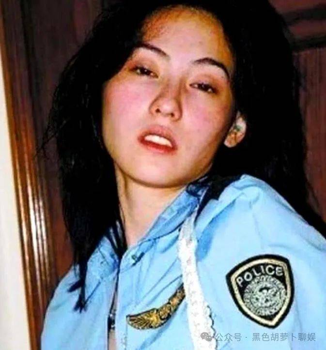 张柏芝当年为何配合陈冠希拍照?