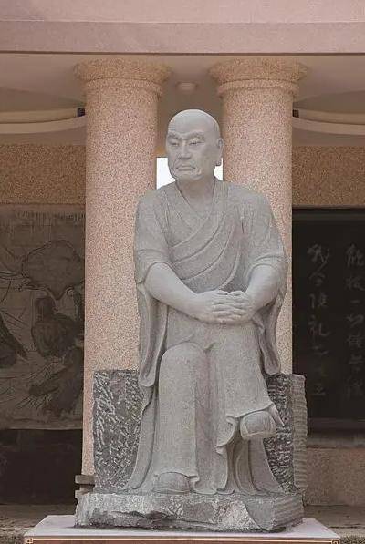 天眼第一:阿那律阿那律也叫阿尼卢陀是白饭王的儿子,佛陀的表弟.