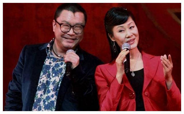 歌手于文华:女儿被抛弃,嫁给网恋小伙,何去何从?_李凡_尹相杰_李年