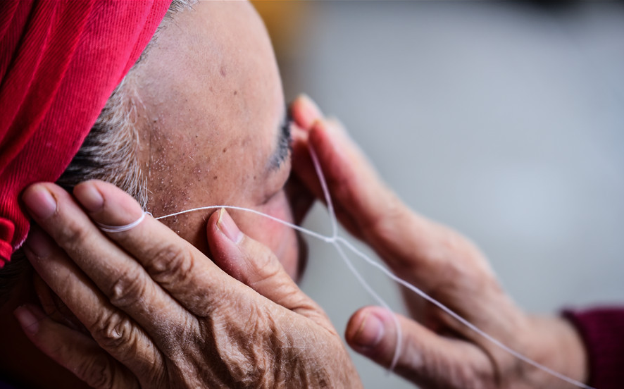 的经验和技能,能够为产妇提供安全,舒适的生产环境,并在分娩过程中