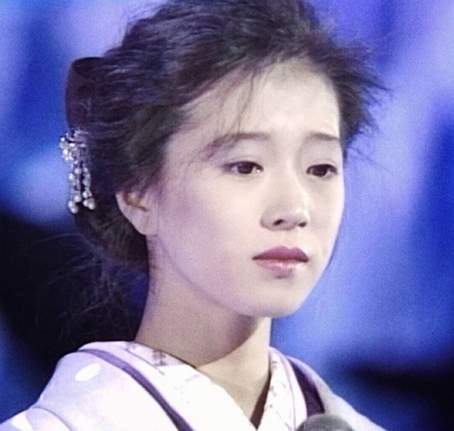 "中森明菜,徐克笔下完美小倩,却毁在渣男手中_近藤真彦_手腕_王祖贤