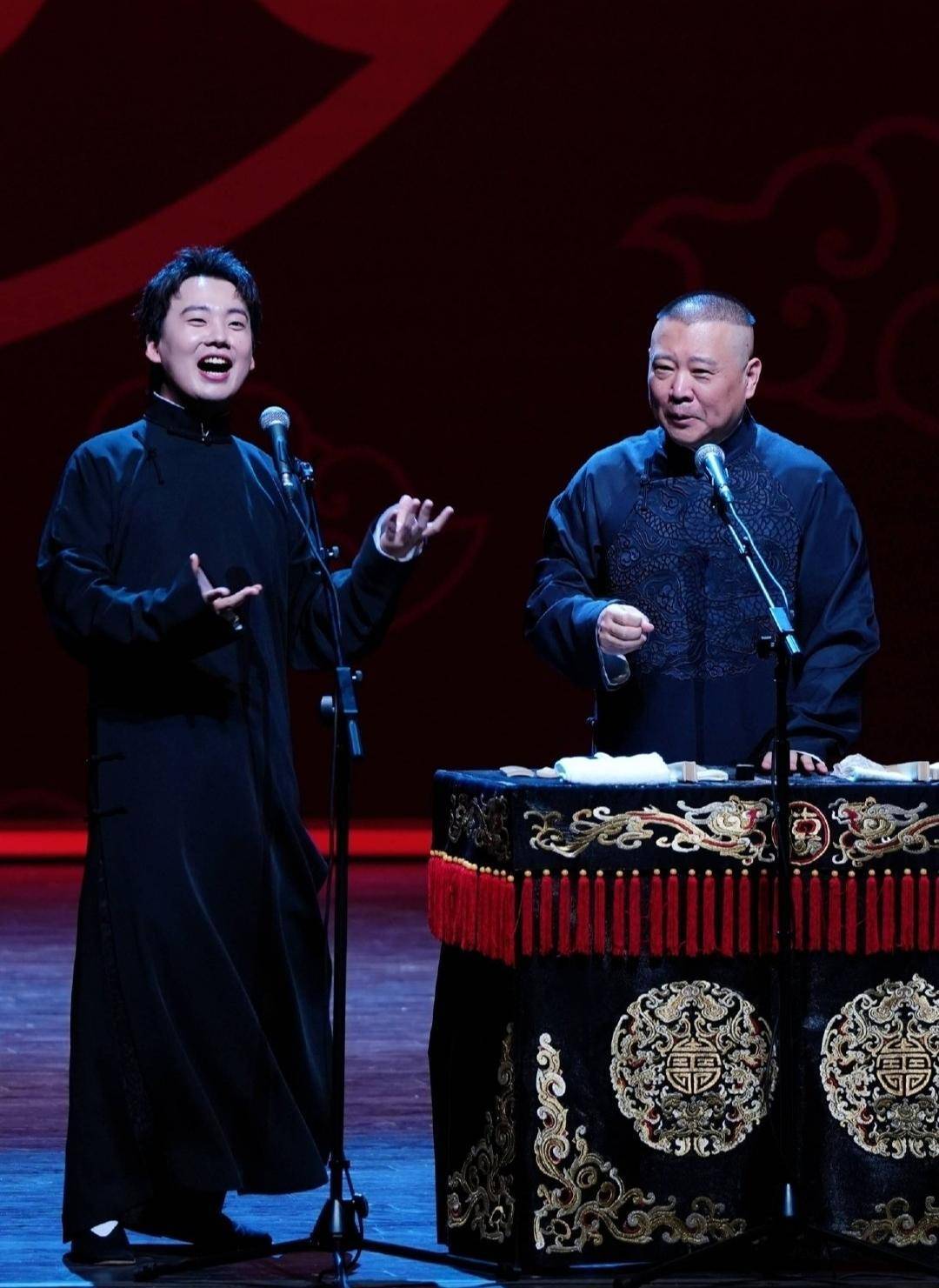 德云社郭麒麟近照惊人,发福严重网友惊呼:完全认不出了!