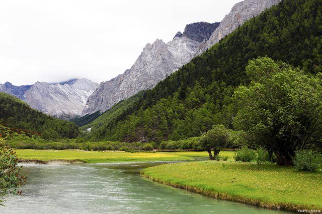 丹巴-土司官寨-四姑娘山长坪沟day2:新都桥-塔公草原-墨石公园-姑弄村