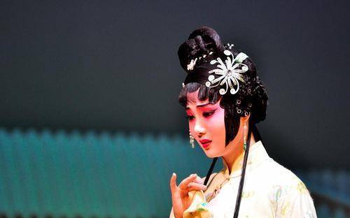 带你了解清代《红楼梦》戏曲_传奇_情节_仲振奎