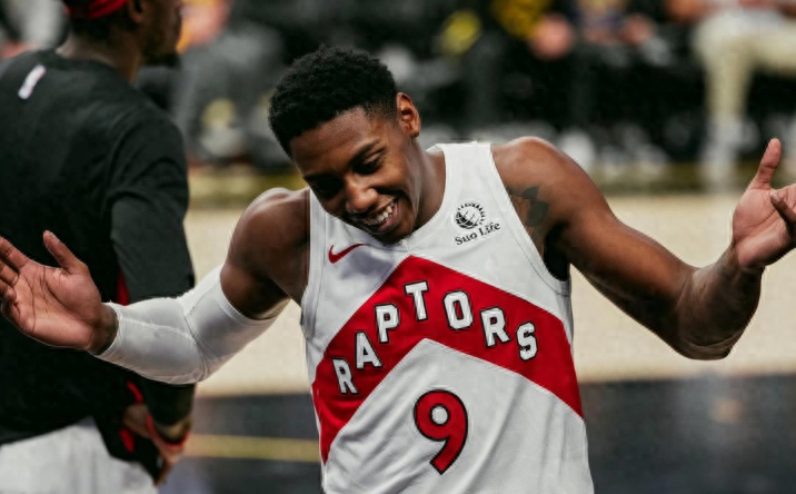 美媒建议火箭用格林换猛龙2026年首轮选秀权_巴恩斯_巴雷特_1