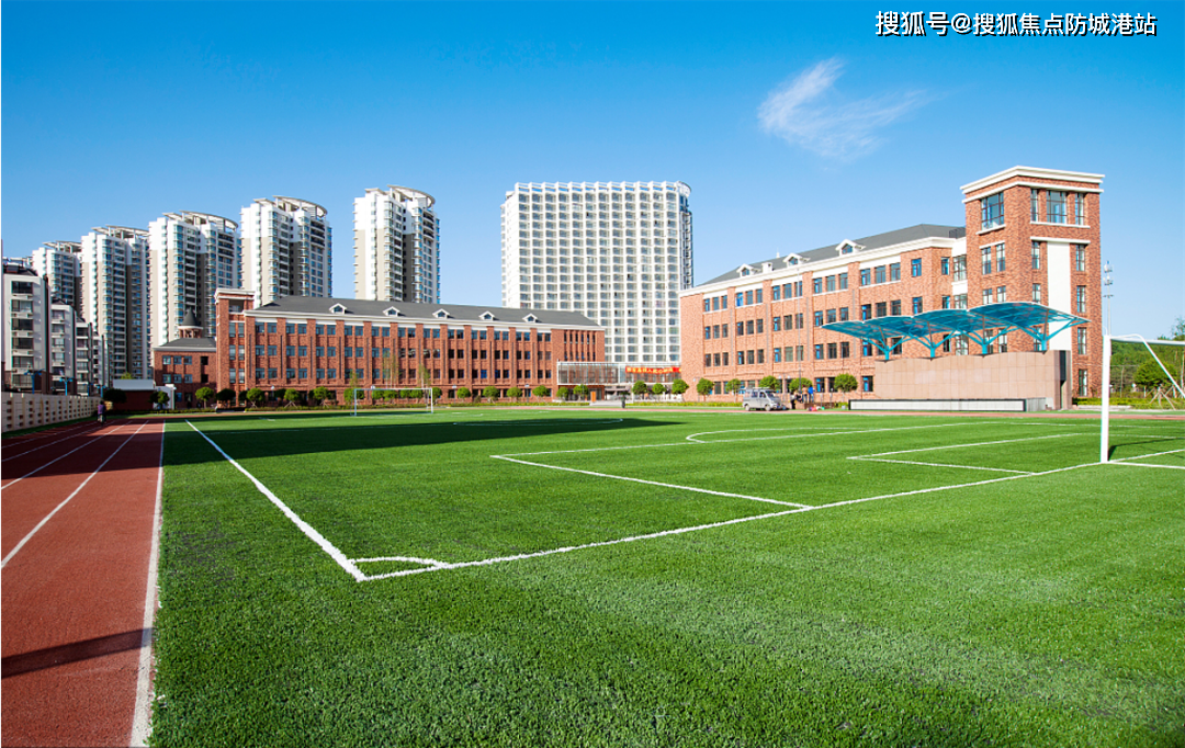 教育方面,项目3公里范围内有梁銶琚中学,杏坛中学,杏伟实验幼儿园等