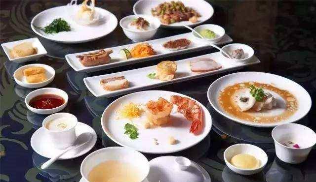 价格高昂,金庸,成龙,克林顿都爱吃的厉家菜,到底是啥?