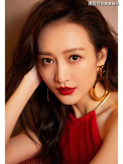 饱满有料41岁王鸥,性感迷人如20岁小妹!_魅力_年龄_观众