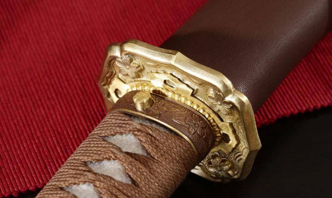 战场上的杀伐利刃——98式军刀_日本_武士刀_樱花