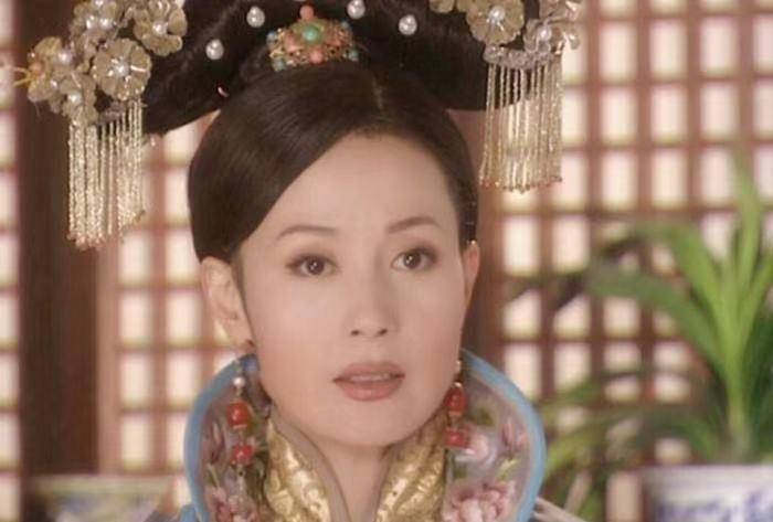 二嫁女海兰珠贤惠不如哲哲,智慧不及庄妃,为何成皇太极的最爱?