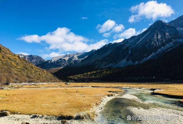去四川稻城春季旅游路线,四川稻城亚丁3日游路线图_神山_海子_景区