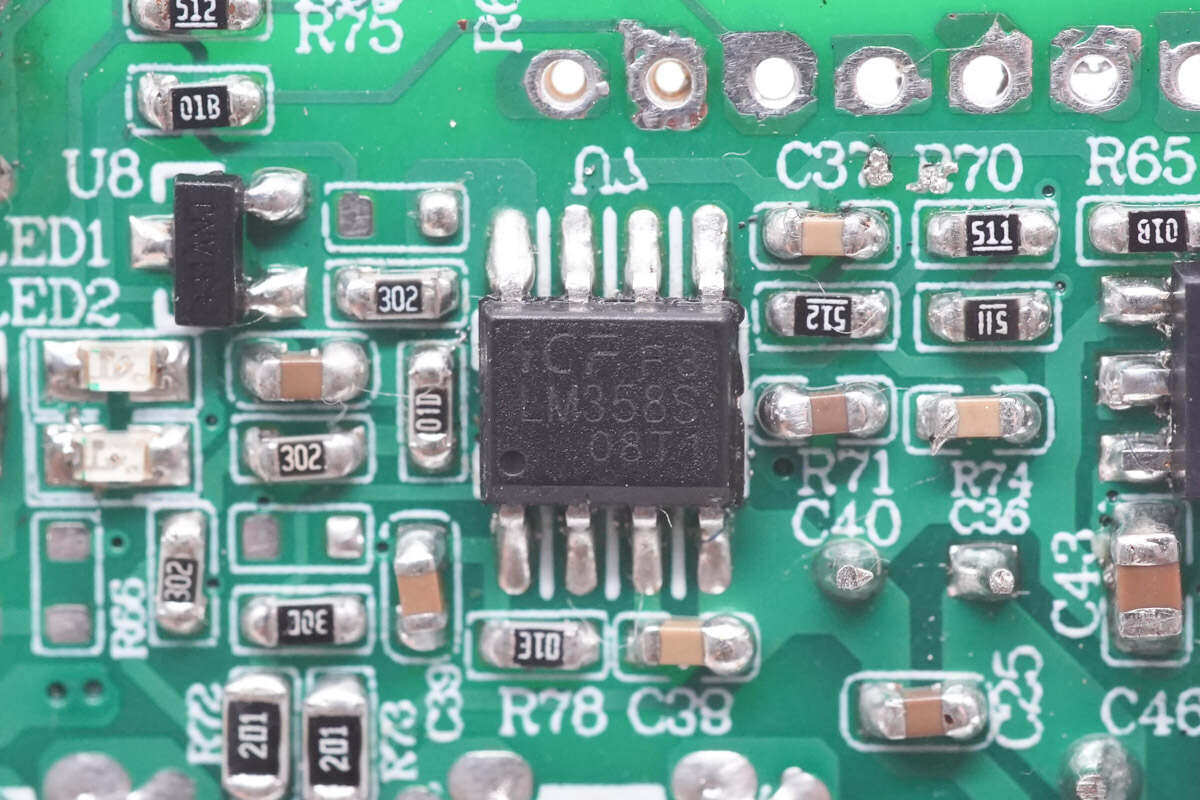 国内厂商推出一系列新国标电动自行车充电器拆解一款168w的看看