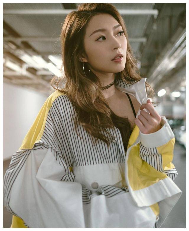 35岁女星连诗雅曝喜讯 香港混迹11年,玩世不恭但守规矩,怀了!_搜狐网