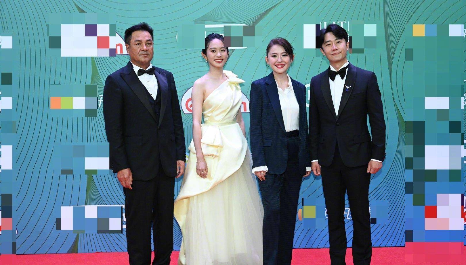 白玉兰颁奖典礼活动现场明星状态,鞠婧祎倪妮造型惊艳