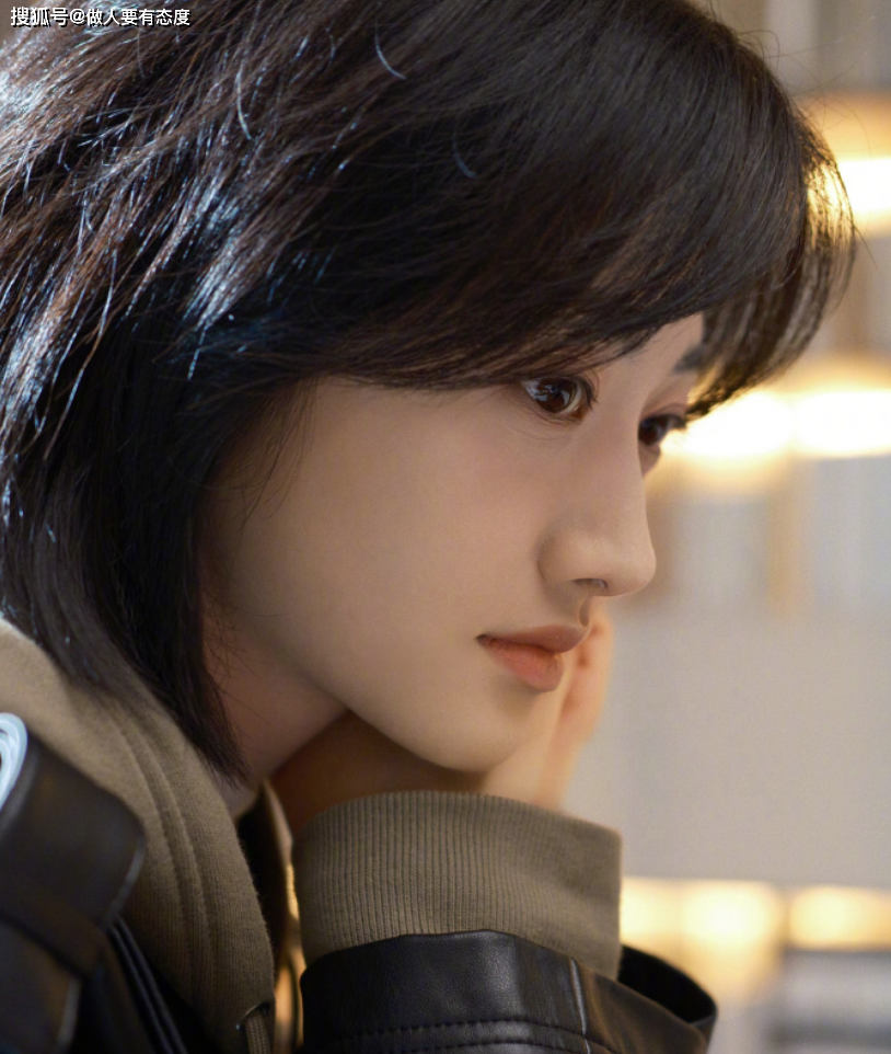 一头短发干练迷人,单身生活过得充实_状态_人们_演技