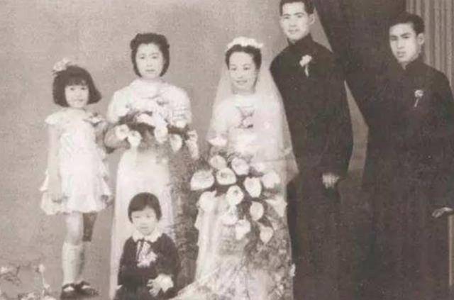 民国千金陆英,送亲队伍绵延几里,老太太说了句晦气话,一语成谶_陆英贵