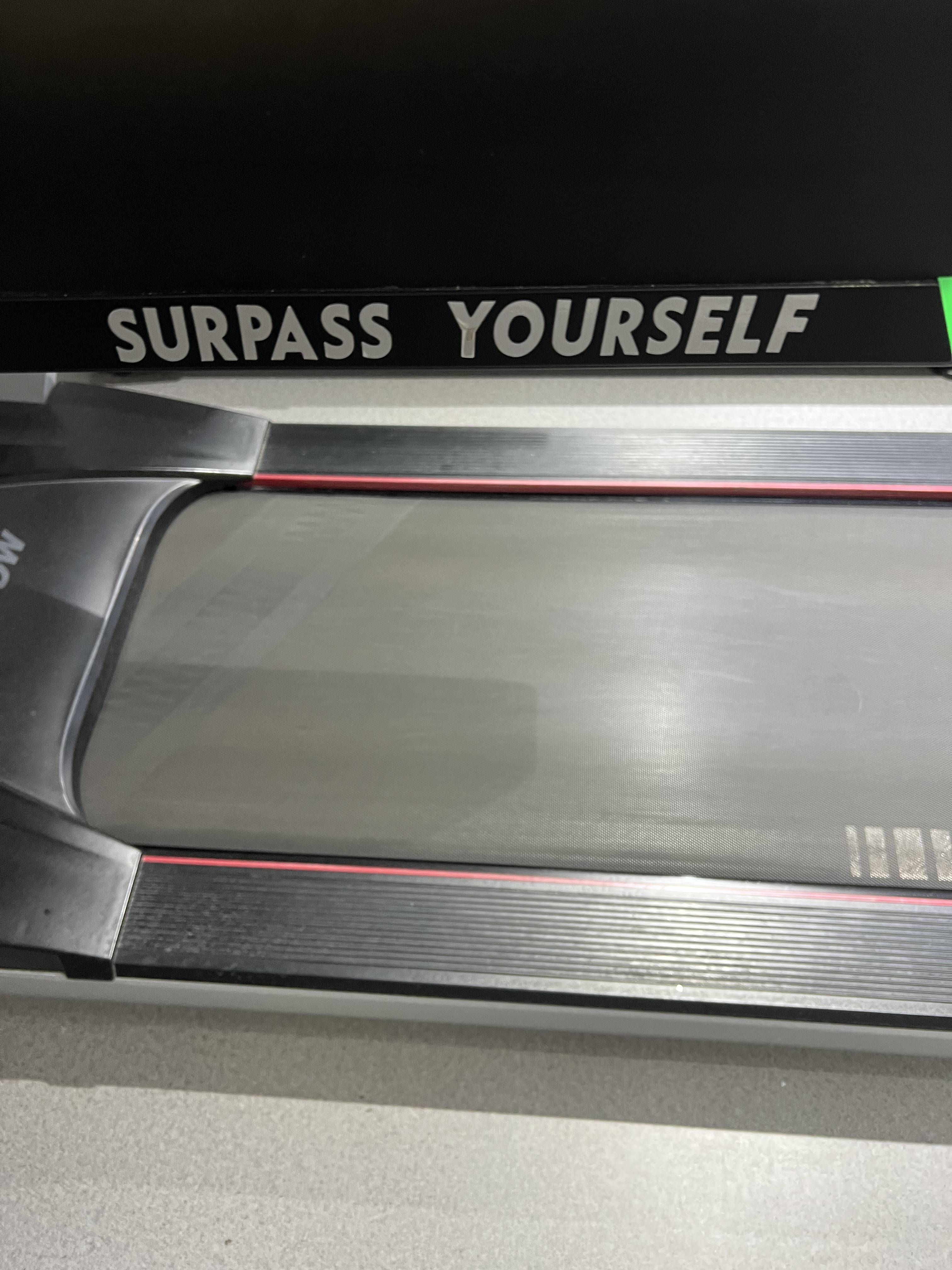 只和昨天的自己做比较