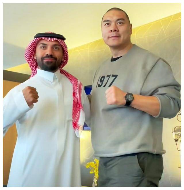 张志磊12小时飞达沙特!教练力挺:5—6回合tko帕克,精彩对决!