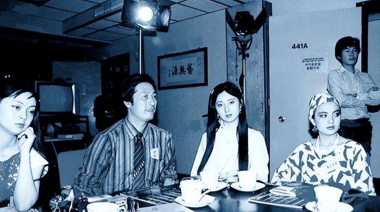 毕彦君:与陈晓旭离婚后,娶了圈外妻子,低调拍戏38年无绯闻_林黛玉