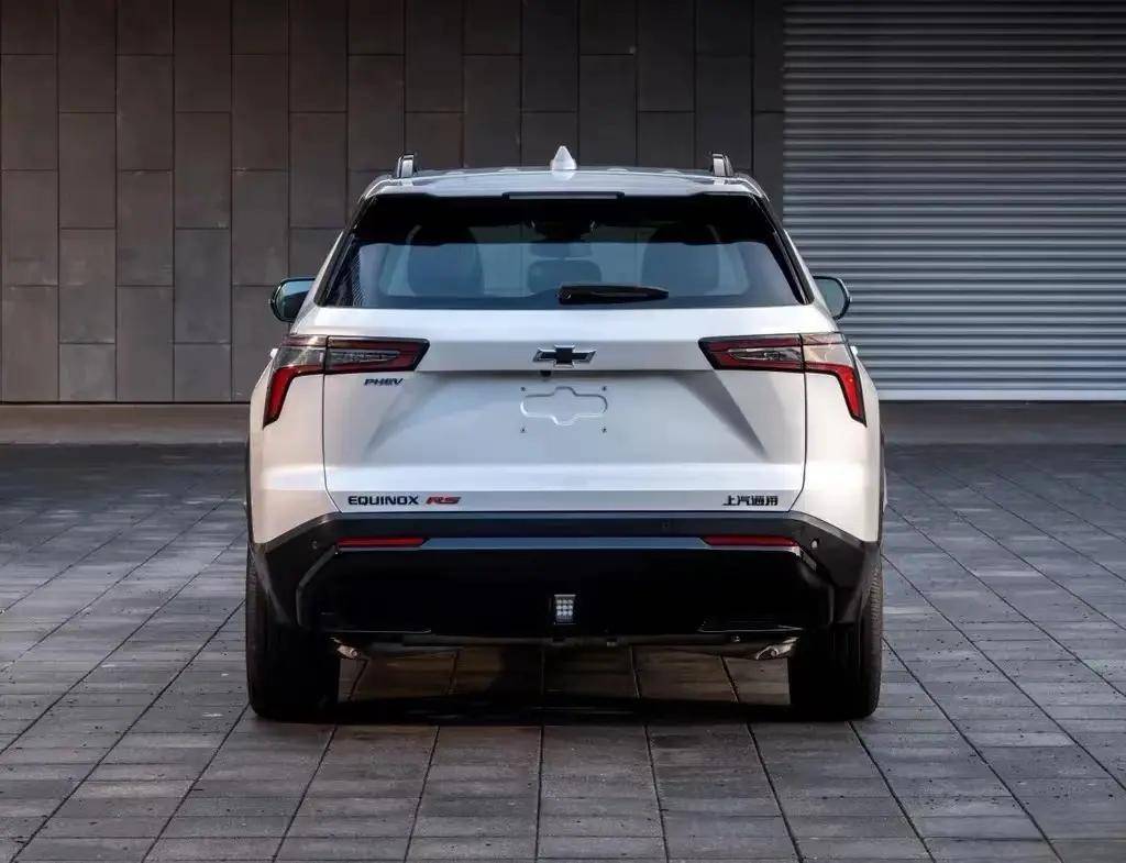 5t插混系统,雪佛兰equinox phev实车亮相,采用新家族设计_搜狐汽车