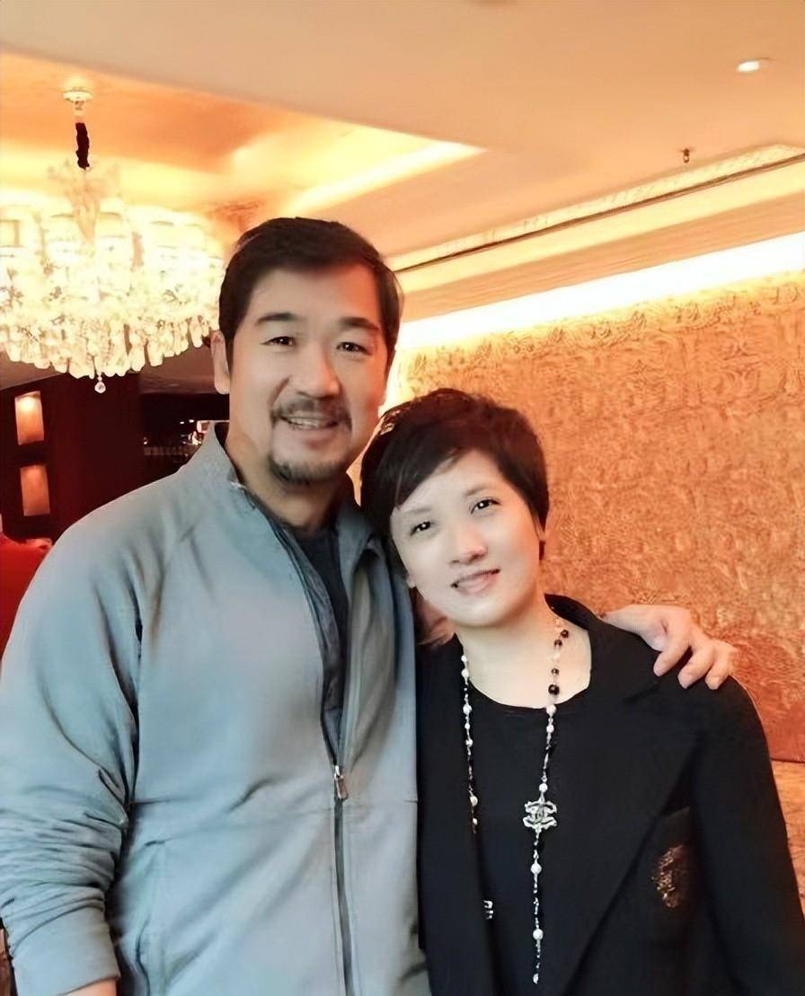 原创张国立和罗秀春分手34年儿子成为他们婚姻的牺牲品