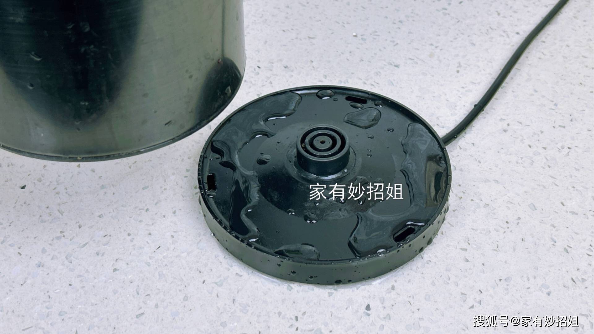 原创用电热水壶烧水这4个错误别再犯了很多人都不懂早知早受益
