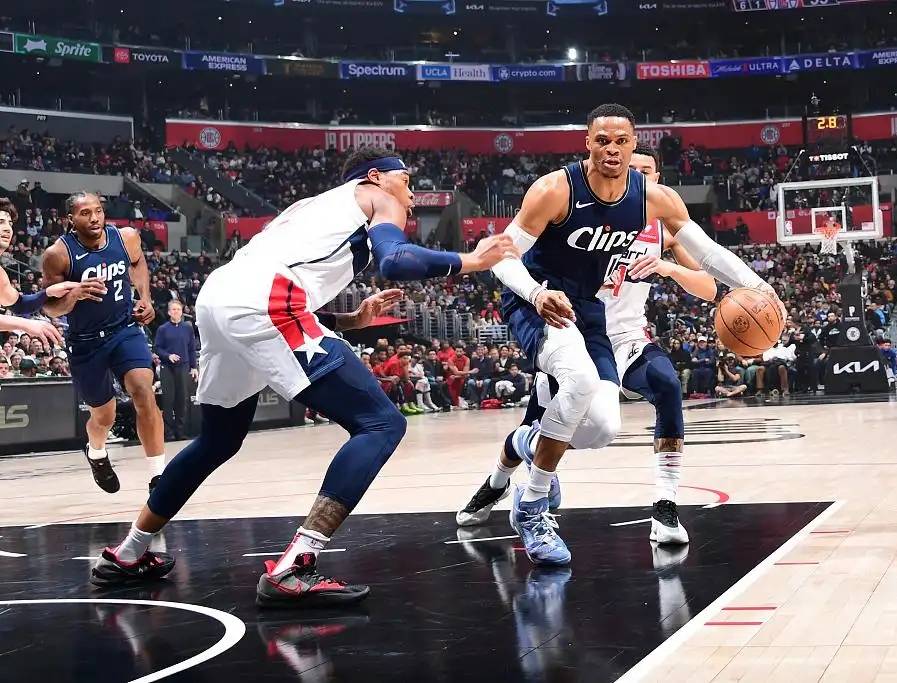 原创哈登独取28分8助攻小卡27分9篮板快船力挫奇才终结连败阴霾