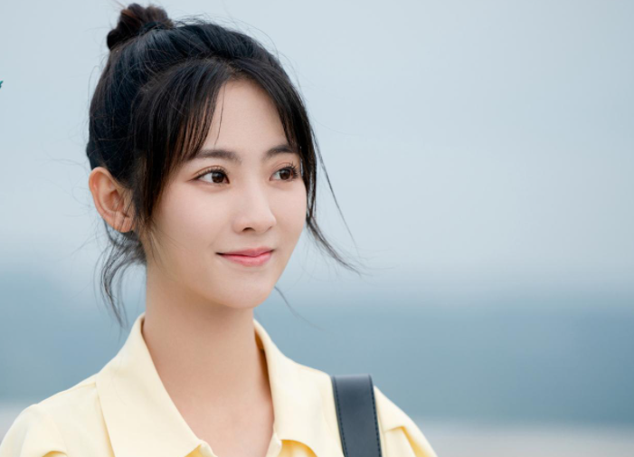 邢菲又一现代高甜剧待播,合作帅气男主,cp感不输《乌鸦小姐》_胡一天