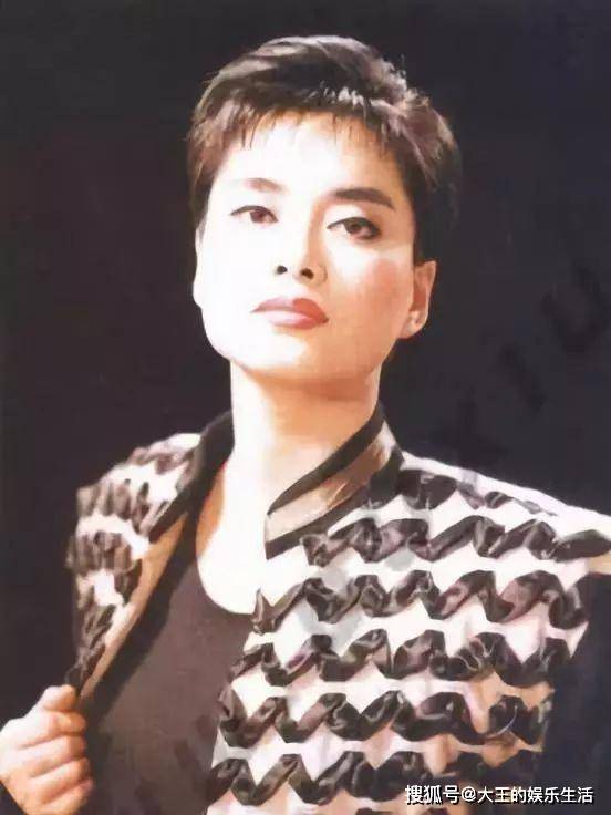 毛阿敏:撒谎成性坑骗前男友张勇,偷税漏税后,前往国外避难_生活_女士