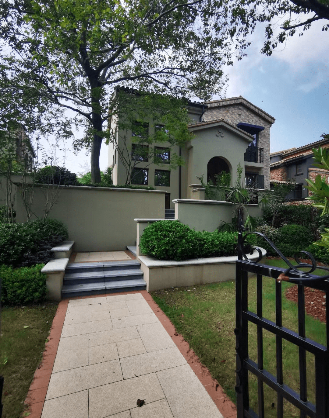 东滩花园售楼处首页网站售楼中心上海东滩花园售楼处欢迎您楼盘详情