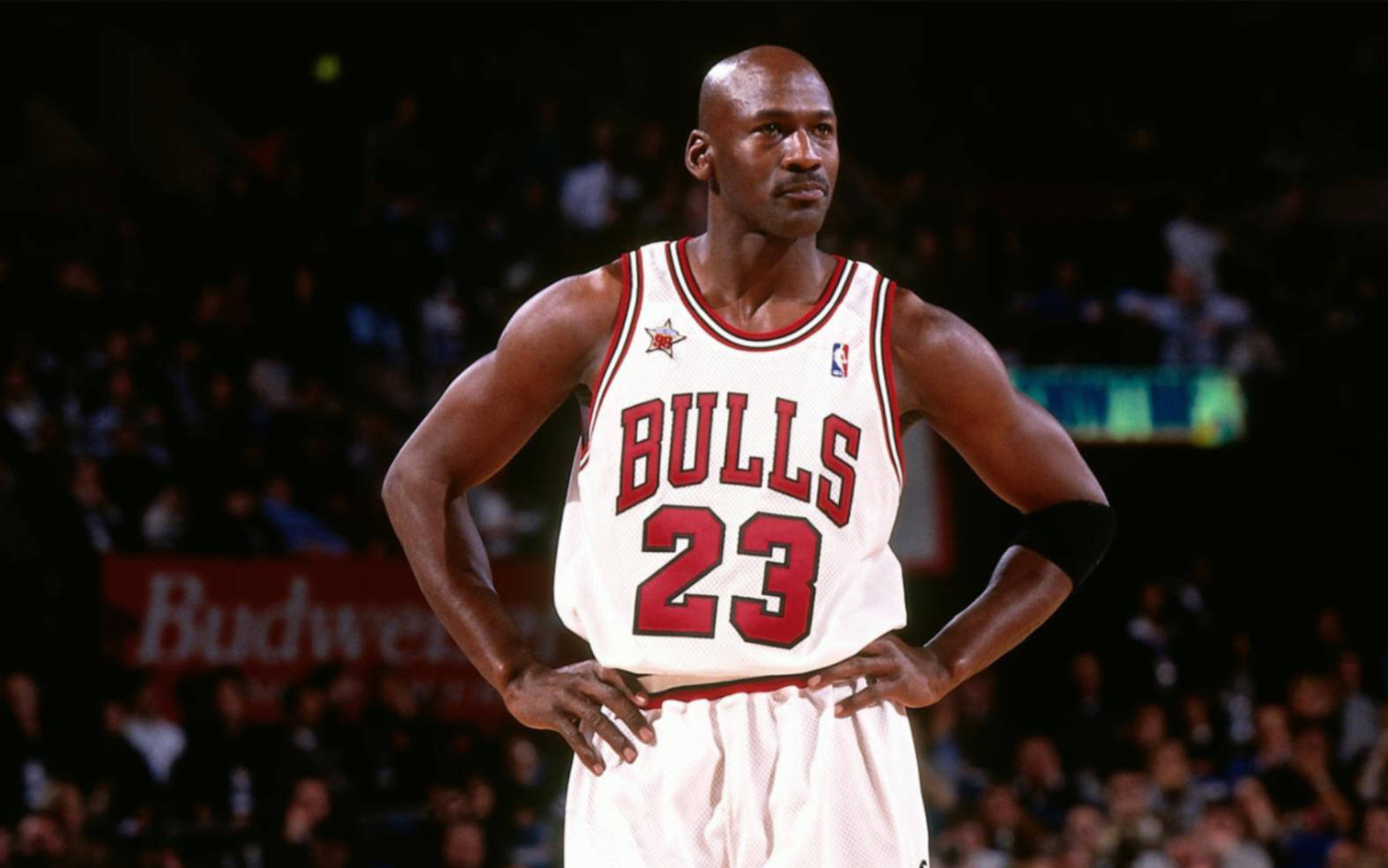 "411工程" 詹姆斯只差9分 谁是篮球界里的"goat" 再次引起热议!