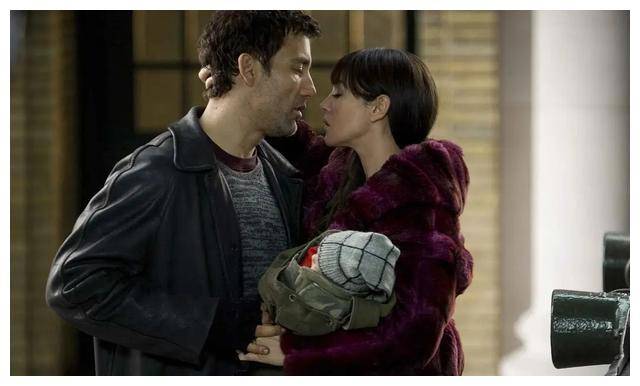 《赶尽杀绝》擅长枪战镜头,每一场战斗都让人热血沸腾.