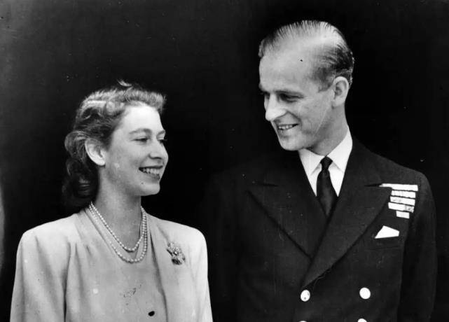 原创克制一生的伊丽莎白二世唯一一次任性与菲利普亲王结婚