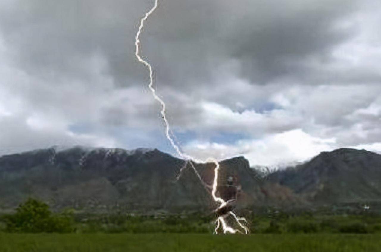 只是,据知情人表示,事情并没有如此简单,因为萨摩福特已经不是第一次