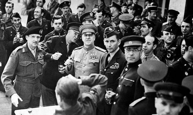 波茨坦会议期间,朱可夫因为什么被丘吉尔整蒙?