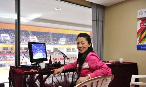 曾被人民日报头版头条报道,得到的不仅是一枚金牌的杨扬,她是谁_训练