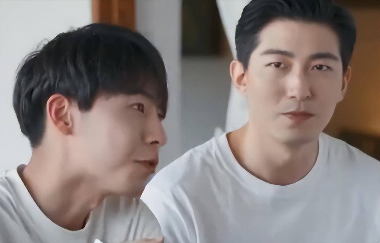 素人恋综男嘉宾张天宇,偷拍与前女友私人视频,被揭穿后不以为然_节目