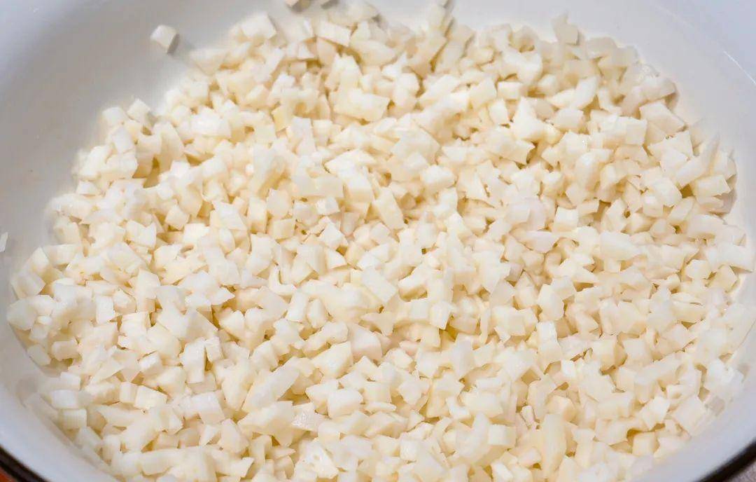 它是脾胃修复剂,叶酸是山药的4倍,3月早餐吃它,脾胃舒坦气色好_莲藕