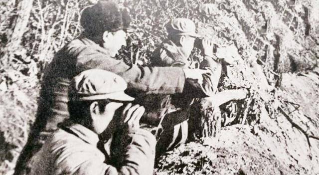 原创我军用特殊材料建成掩体把战士臭晕两次连长再臭比被打死好