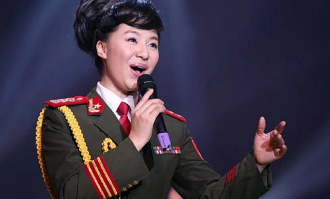 著名歌唱家王丽达的丈夫汤子星:乐做"妻管严",妇唱夫随很幸福_工作